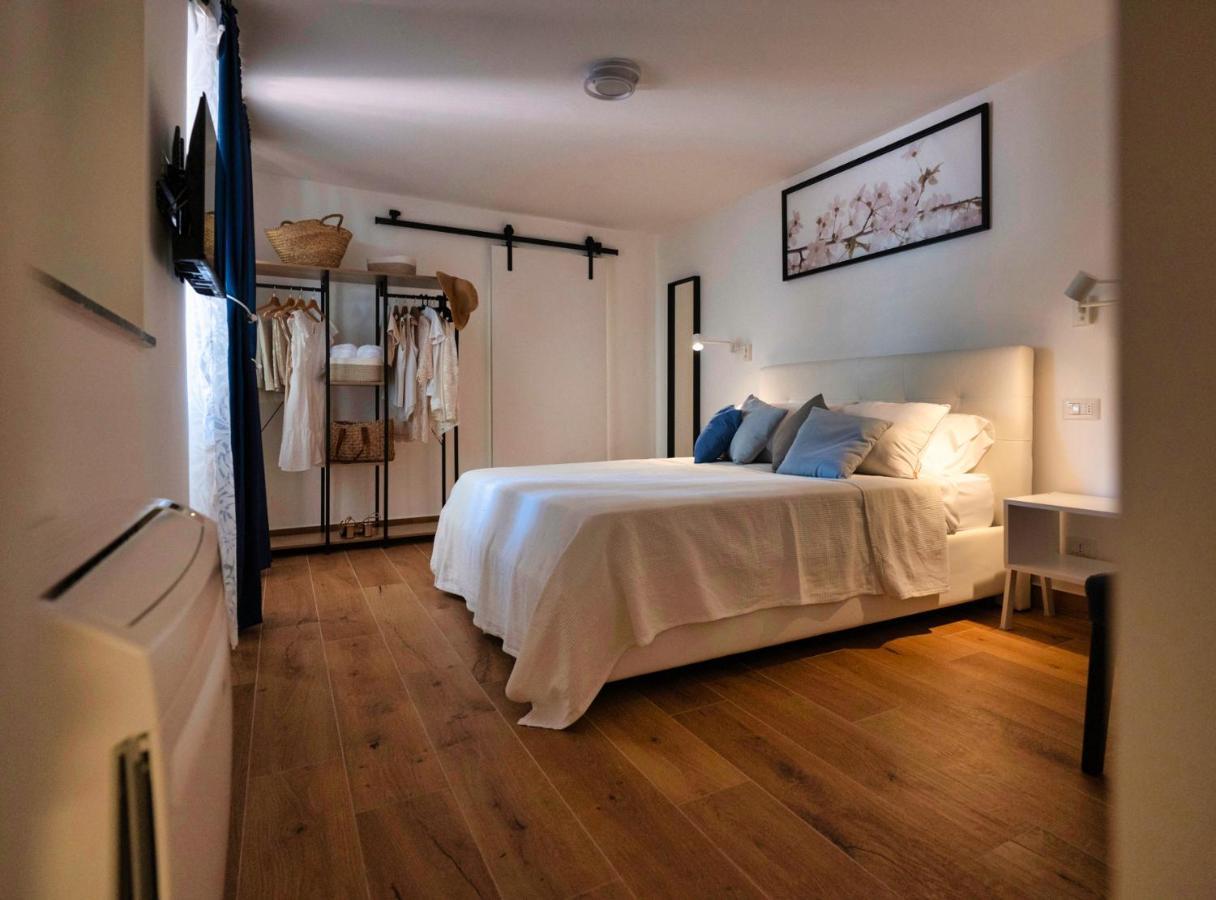 Diomira Apartment Taormina Buitenkant foto