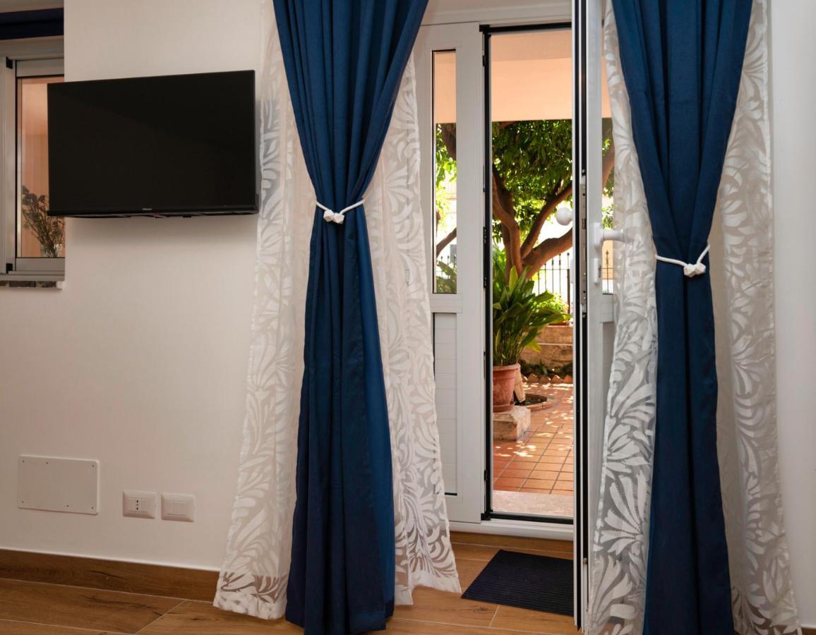 Diomira Apartment Taormina Buitenkant foto